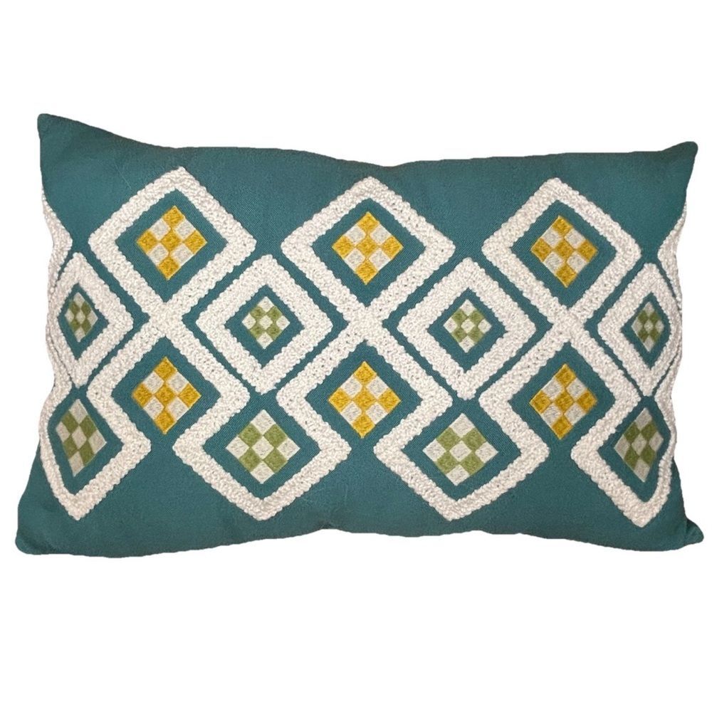 Pier 1 Indoor/Outdoor Lucky Dice Lumbar Pillow Turquoise Blue Yellow 17x12 EUC